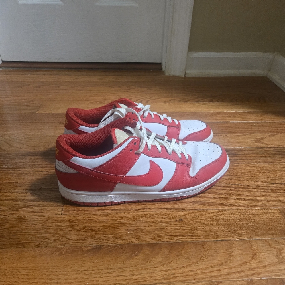 Nike Dunk 'Gym Red' Size 11M